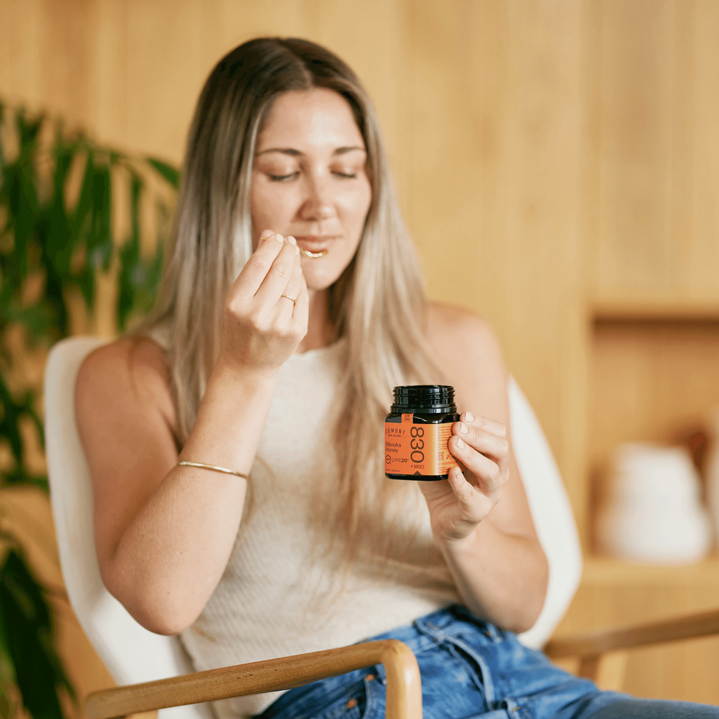 Manuka Honey nz uses _ UMF 20+